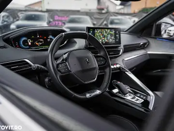 Peugeot 3008 Hybrid 225 e-EAT8 GT Pack