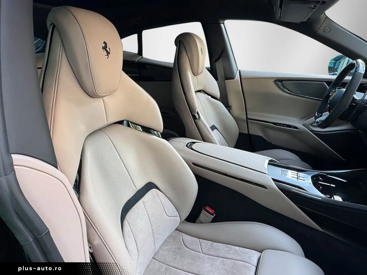 FERRARI Celeste Met. - Panorama -Massage Sitze vorn