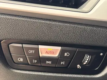 SERIA 3 2.0 320d 190CP Sport Line Shadow xDrive