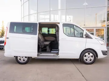 Ford Turneo Custom 2.2L Duratorq-TDCi(