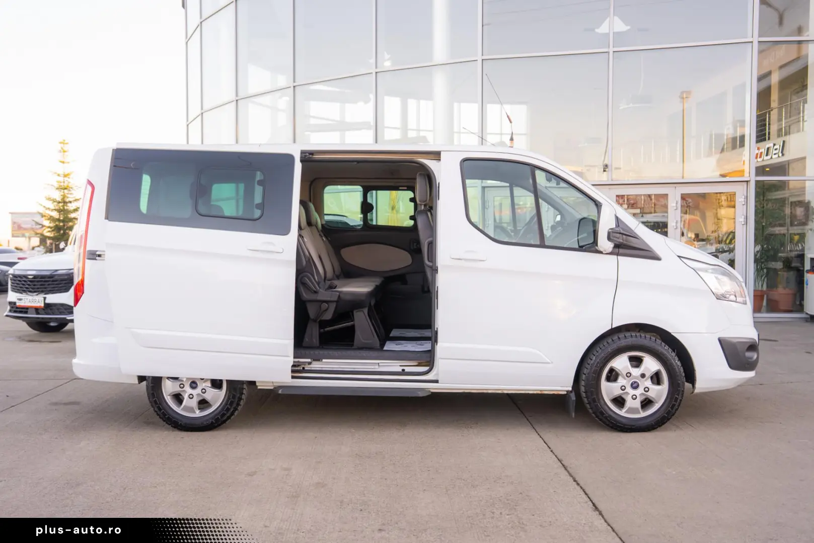 Ford Turneo Custom 2.2L Duratorq-TDCi(