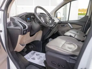 Ford Turneo Custom 2.2L Duratorq-TDCi(