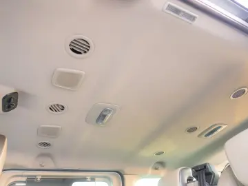 Ford Turneo Custom 2.2L Duratorq-TDCi(