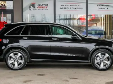 MERCEDES GLC