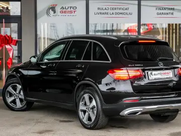 MERCEDES GLC
