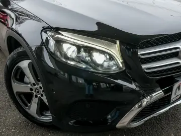 MERCEDES GLC
