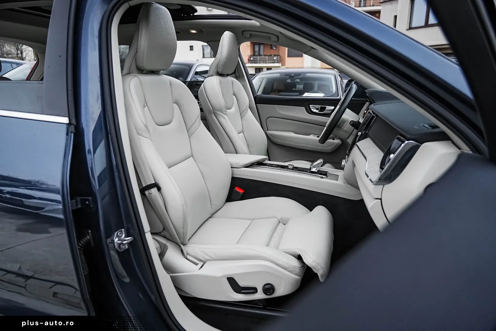 Volvo XC 60 Recharge T6