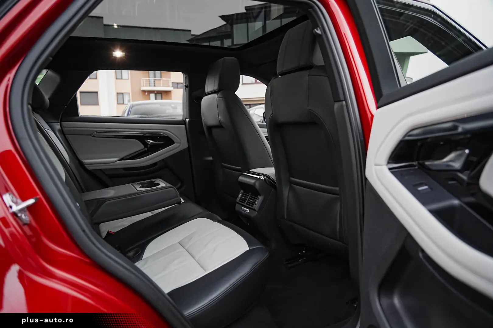 Land Rover Range Rover Evoque 2.0 D150 R-Dynamic