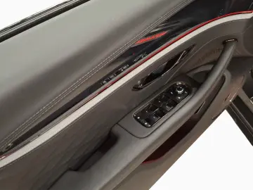 BENTLEY Flying Spur Mulliner