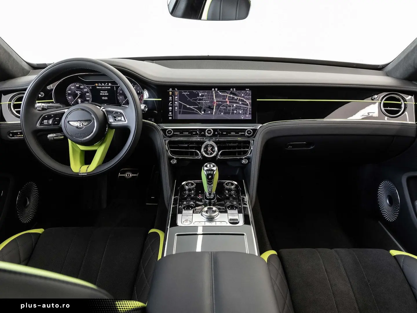 BENTLEY New Flying Spur S V8 MADE BY MULLINER   FULL