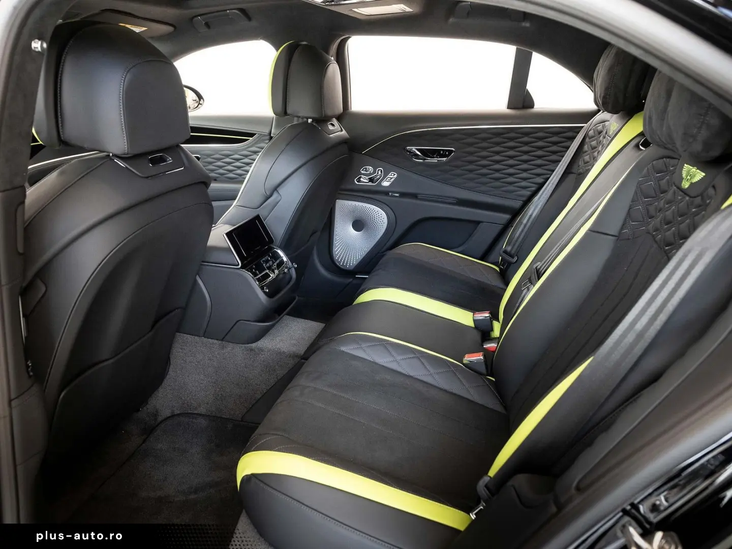 BENTLEY New Flying Spur S V8 MADE BY MULLINER   FULL