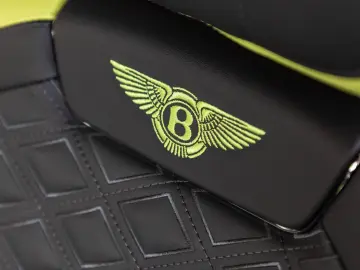 BENTLEY New Flying Spur S V8 MADE BY MULLINER   FULL