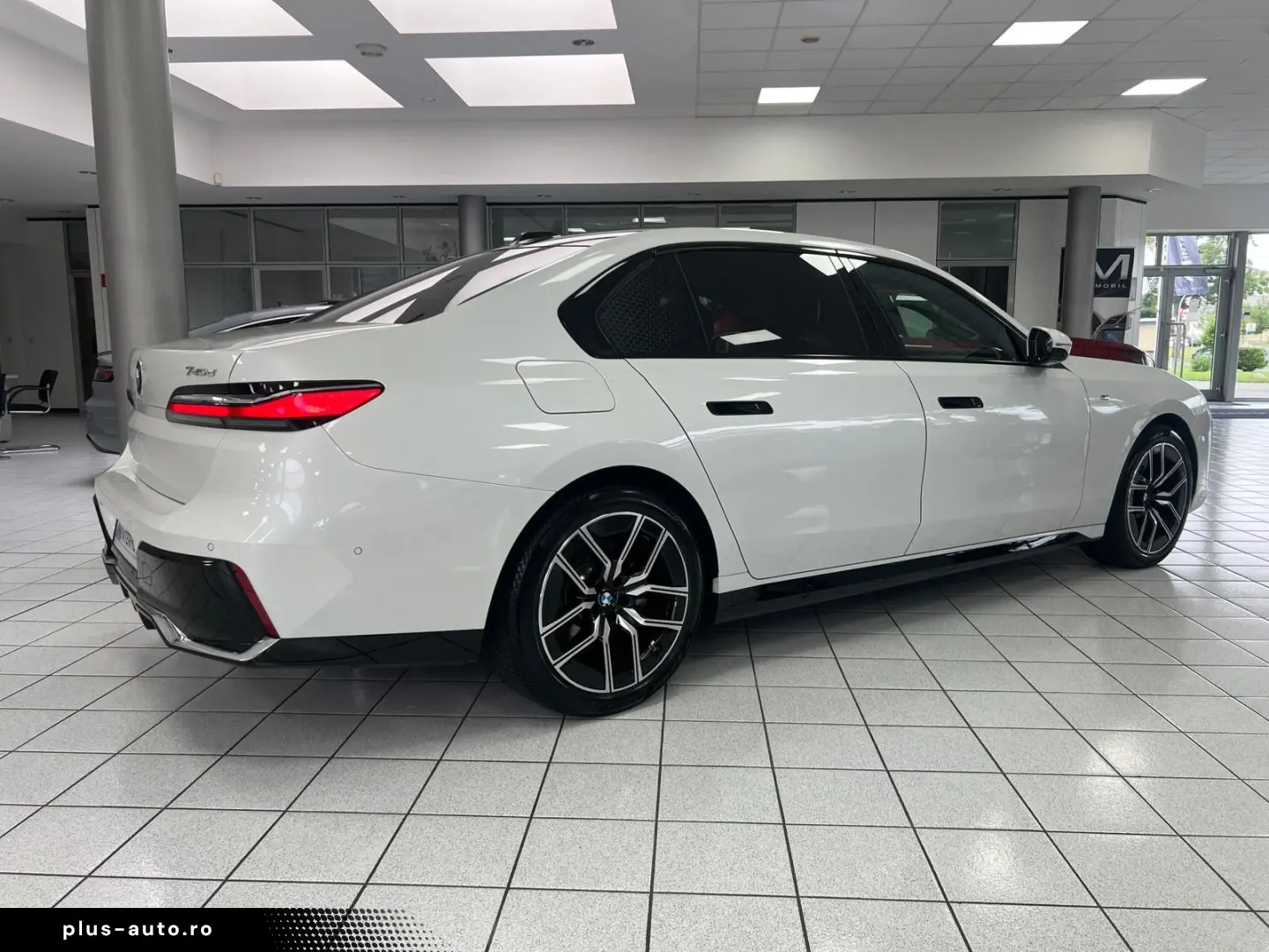 BMW 740 d xD M-Sport PANO-SKY ICONIC STHZG SOFT B&W