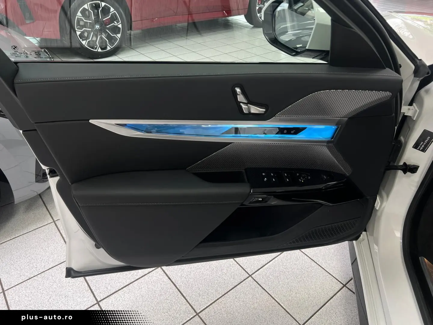 BMW 740 d xD M-Sport PANO-SKY ICONIC STHZG SOFT B&W