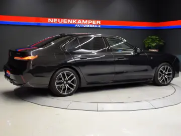 BMW 740 d xDrive M Sport Pano Memory B&W Soft-Close