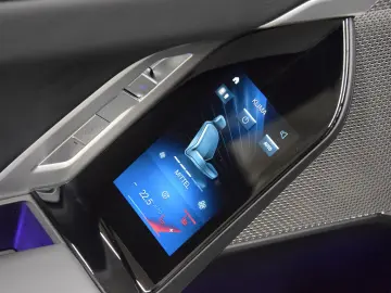 BMW 740 d xDrive M Sport Pano Memory B&W Soft-Close