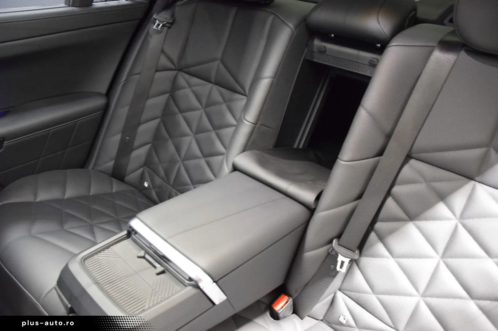 BMW 740 d xDrive M Sport Pano Memory B&W Soft-Close