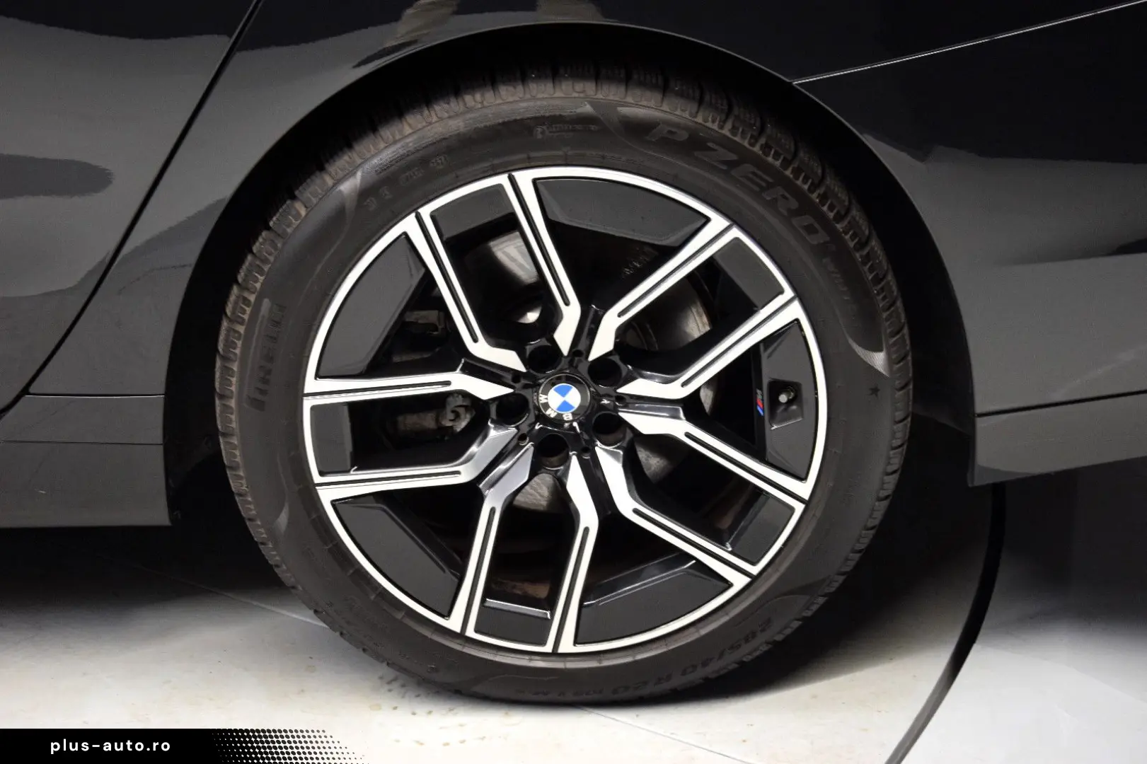 BMW 740 d xDrive M Sport Pano Memory B&W Soft-Close