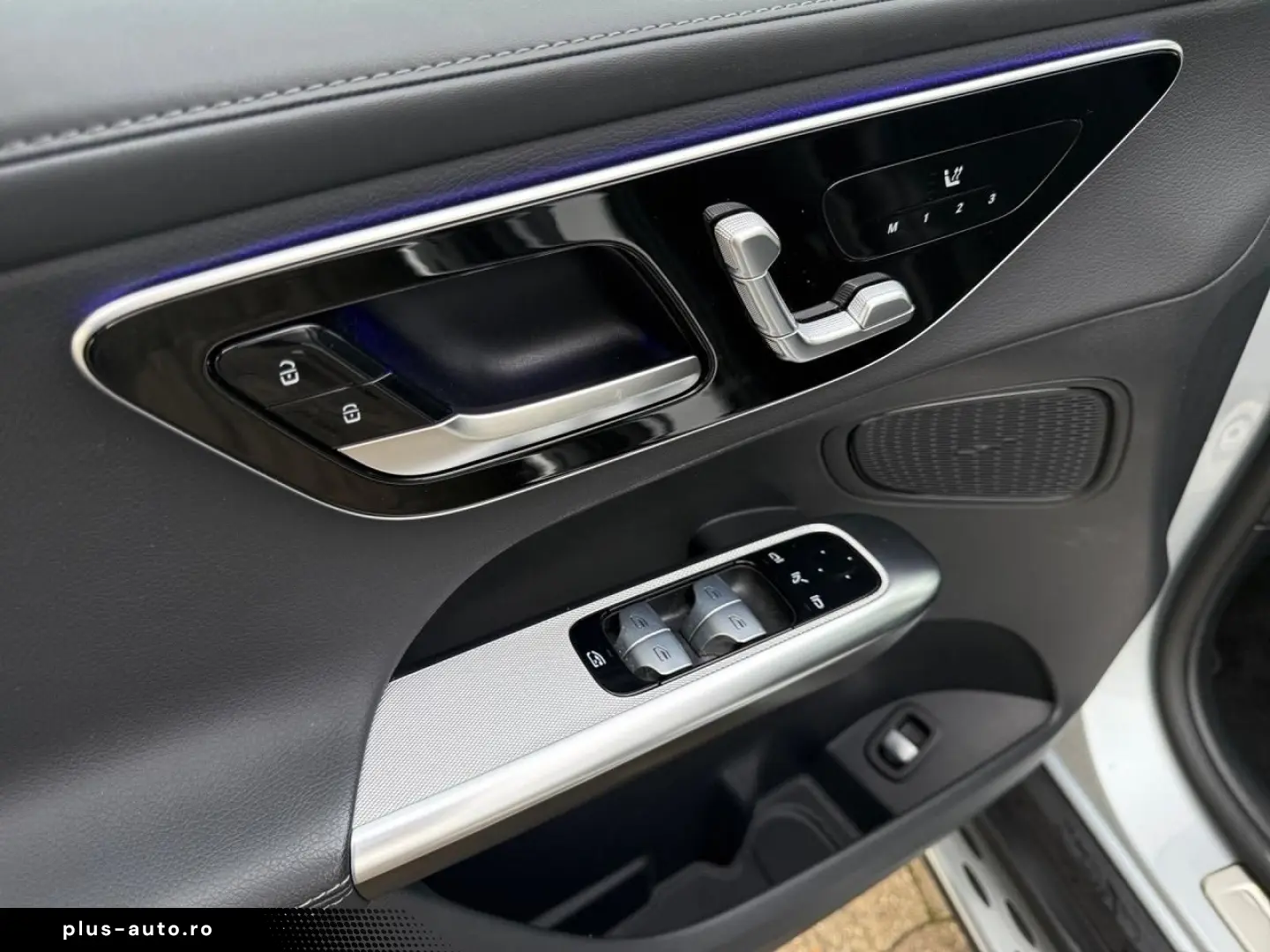 MERCEDES-BENZ GLC 300 d 4M Coupé AMG Pano AHK 360