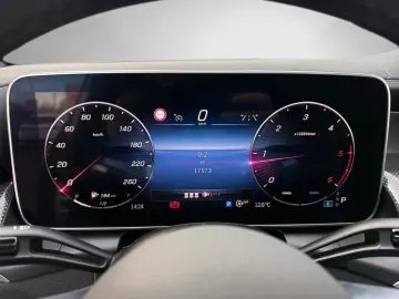 MERCEDES-BENZ GLC 300 d 4M Coupé AMG Pano AHK 360