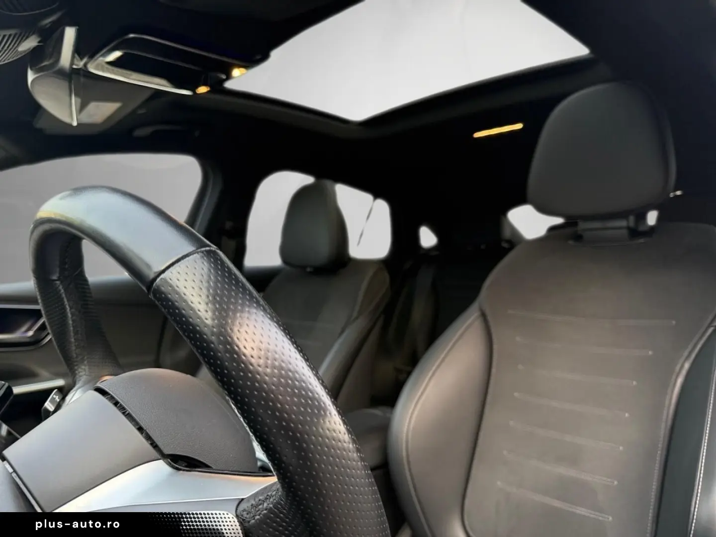 MERCEDES-BENZ GLC 300 d 4M Coupé AMG Pano AHK 360