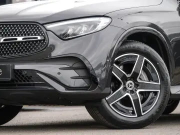 MERCEDES-BENZ GLC 300 4M Coupé  AMG NIGHT PANO KEYL LED