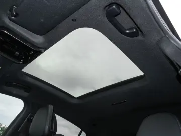 MERCEDES-BENZ GLC 300 4M Coupé  AMG NIGHT PANO KEYL LED