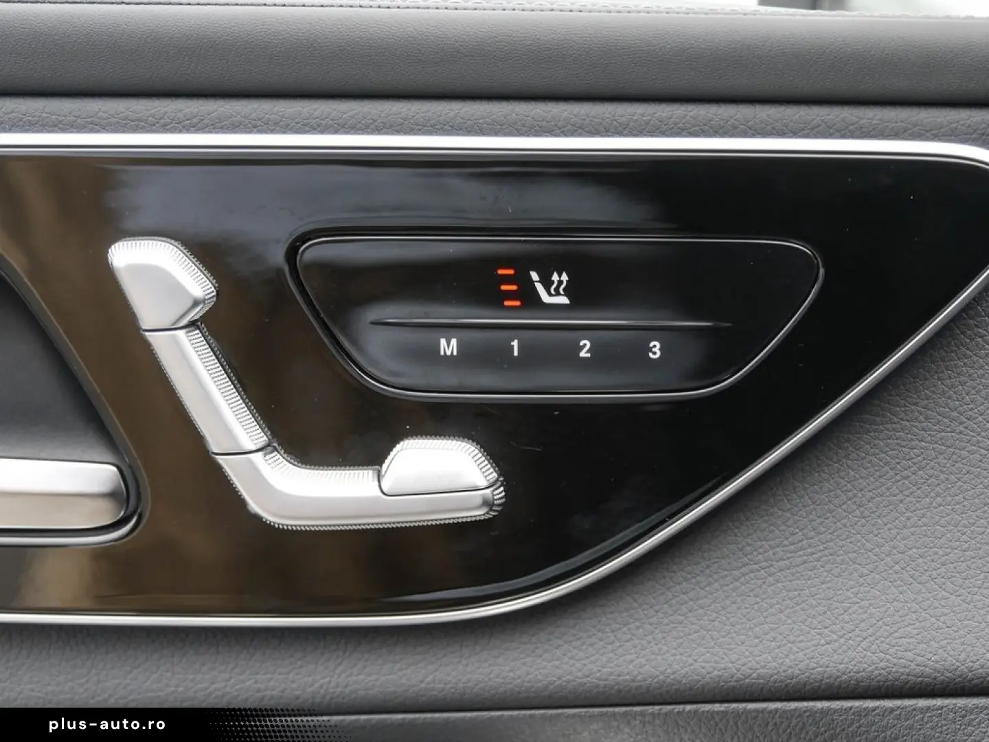 MERCEDES-BENZ GLC 300 4M Coupé  AMG NIGHT PANO KEYL LED