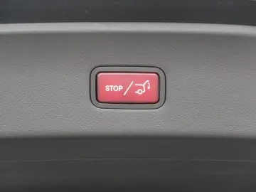 MERCEDES-BENZ GLC 300 4M Coupé  AMG NIGHT PANO KEYL LED