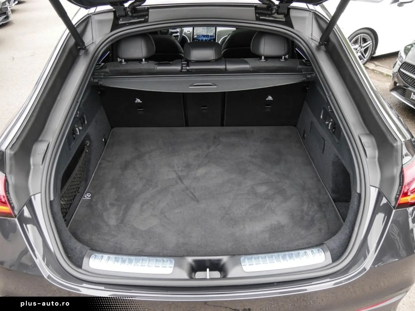 MERCEDES-BENZ GLC 300 4M Coupé  AMG NIGHT PANO KEYL LED