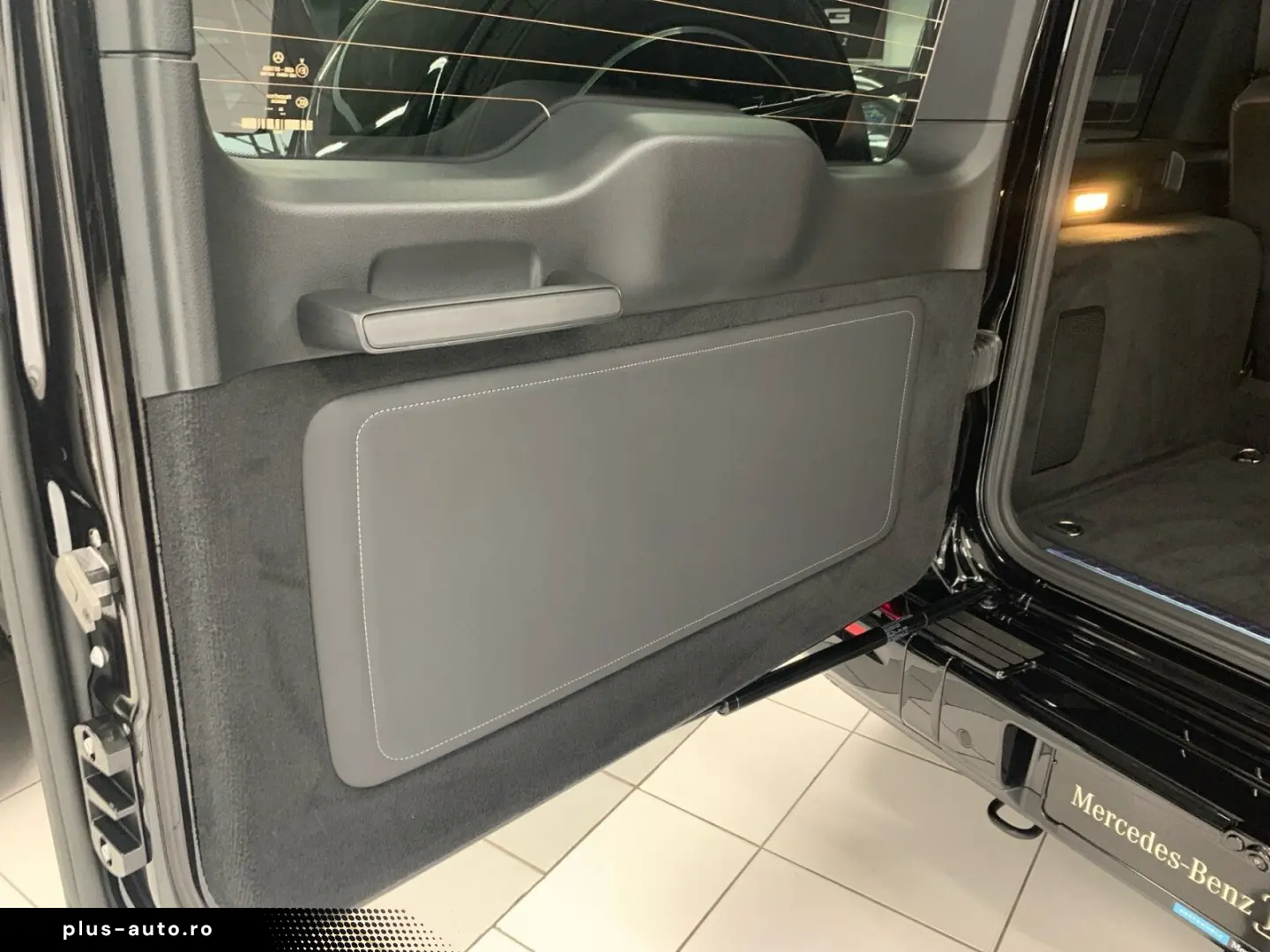 MERCEDES-BENZ G 450 d  AMG NIGHT AHK SHZ 360  SDACH