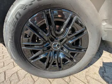 MERCEDES-BENZ G 450d AMG LINE   MEGAVOLL