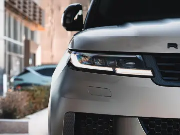 Land Rover Range Rover Sport SV Edition One Mild Hybrid iAWD