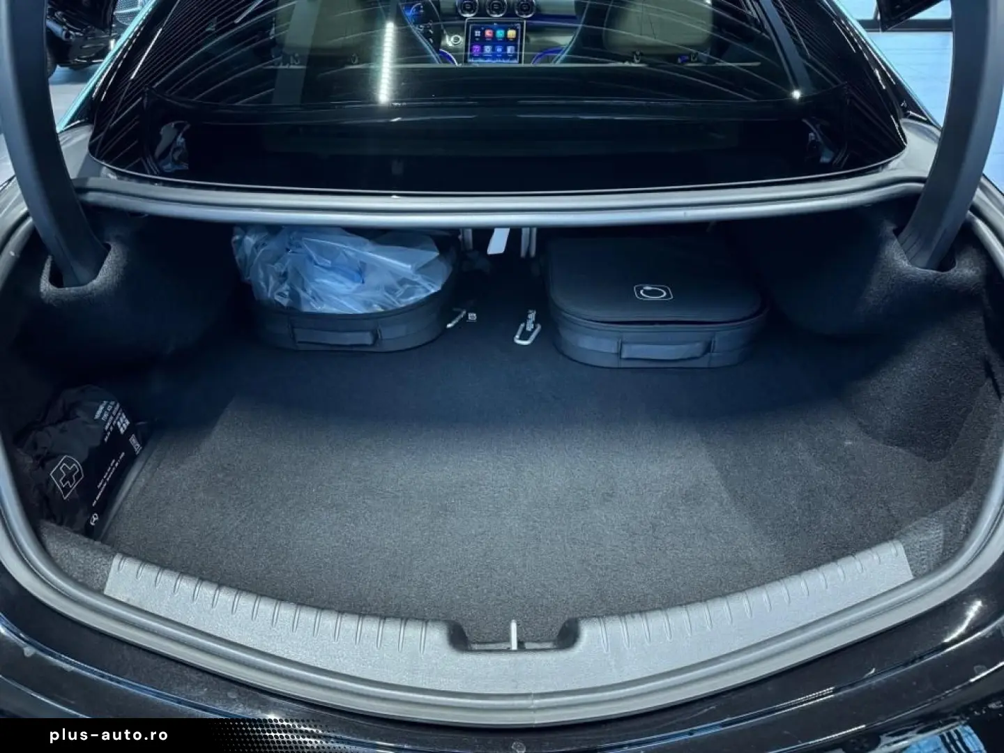 MERCEDES-BENZ CLE 300 e 4M AMG NIGHT