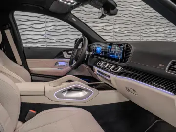 MERCEDES-BENZ GLS450d AMG PREMIUM PLUS PANO NIGHT