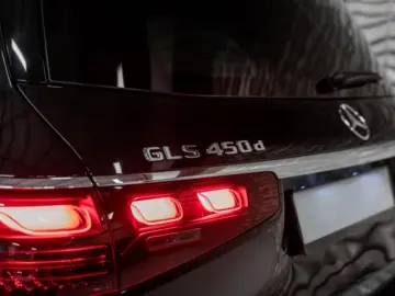 MERCEDES-BENZ GLS450d AMG PREMIUM PLUS PANO NIGHT