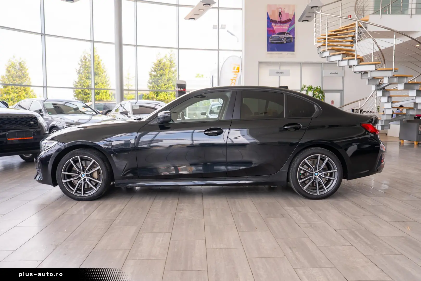 BMW Seria 3 330e 2.0 Plug-in Hybrid