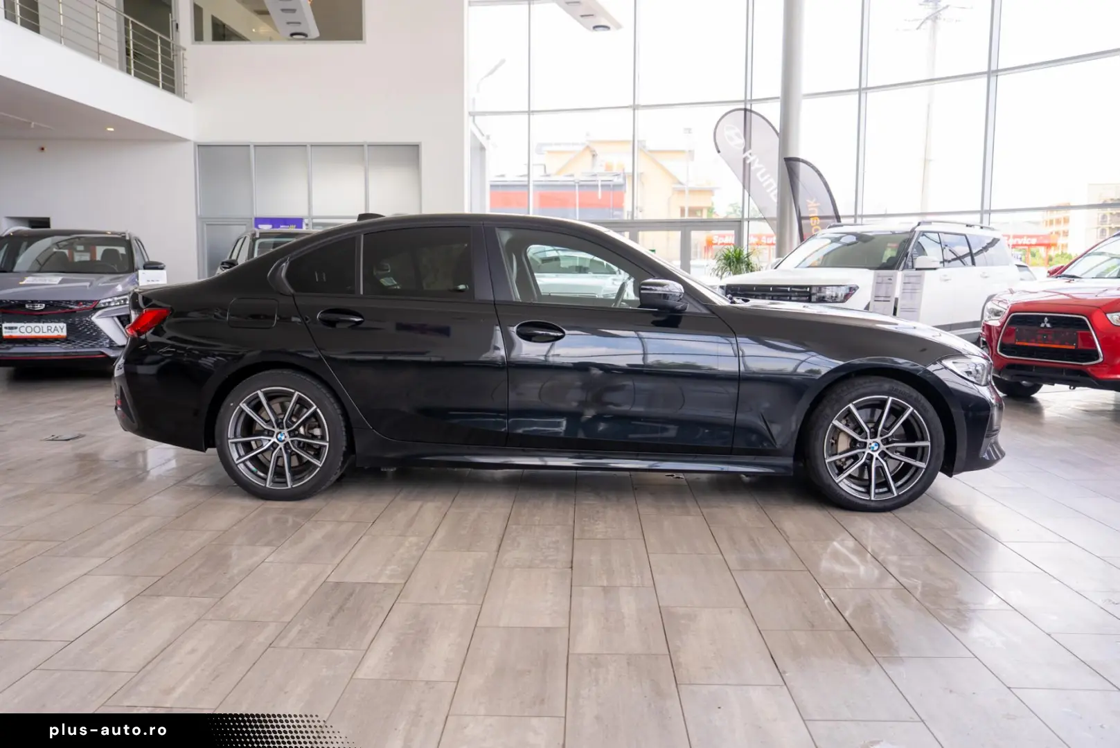 BMW Seria 3 330e 2.0 Plug-in Hybrid