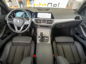 BMW Seria 3 330e 2.0 Plug-in Hybrid