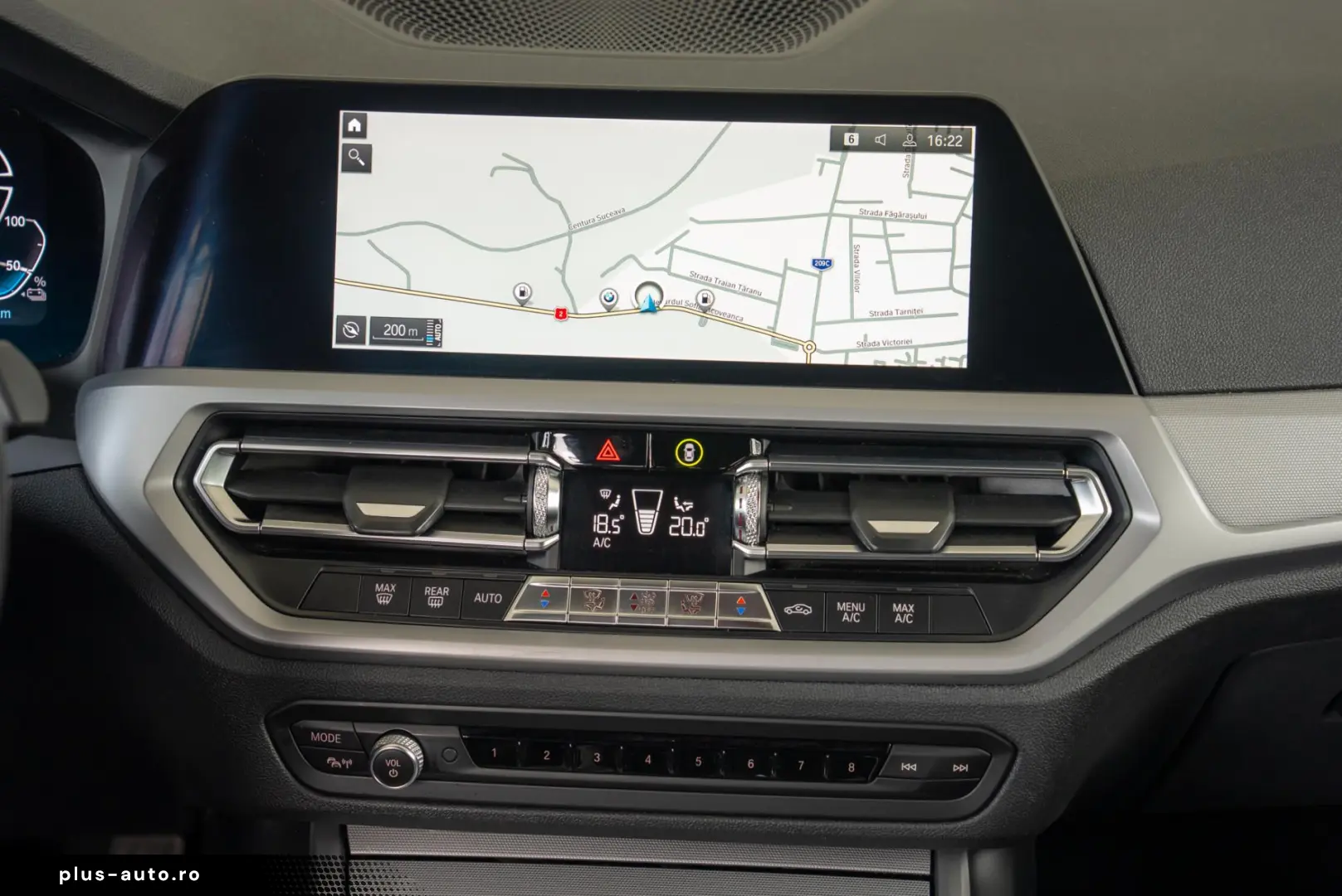 BMW Seria 3 330e 2.0 Plug-in Hybrid