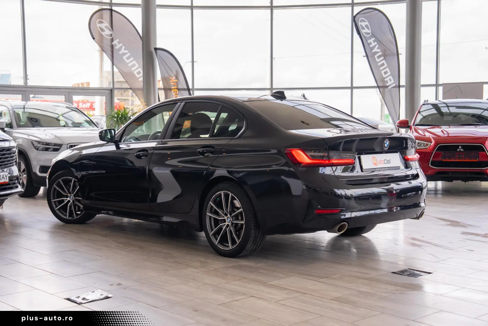 BMW Seria 3 330e 2.0 Plug-in Hybrid