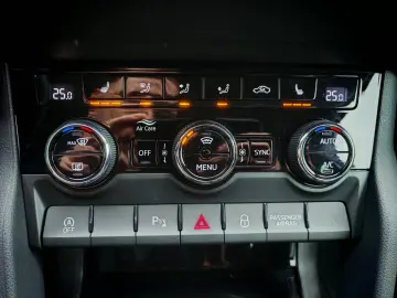 Skoda Karoq 1.5 TSI DSG 150 CP Selection