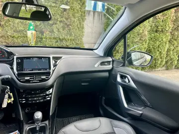 Peugeot 2008  85.000 km  cutie automata  garantie  rate