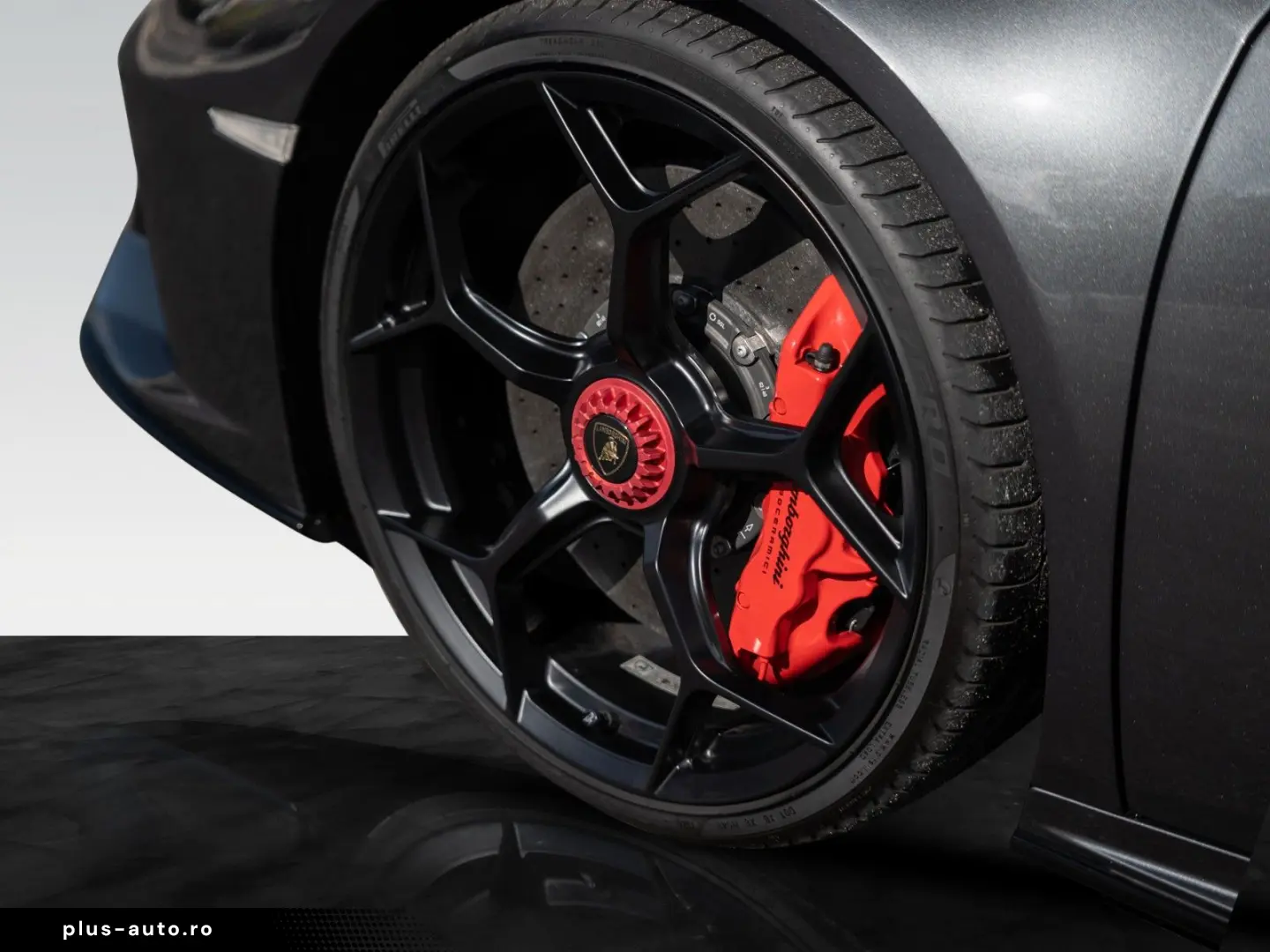 LAMBORGHINI Huracán EVO Spyder   Sensonum   Lift System