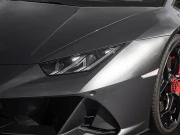 LAMBORGHINI Huracán EVO Spyder   Sensonum   Lift System