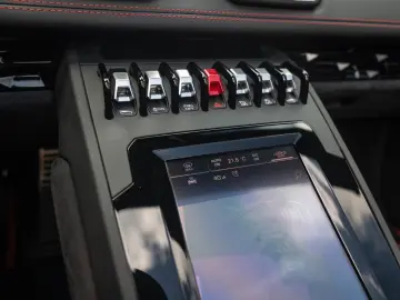 LAMBORGHINI Huracán EVO Spyder   Sensonum   Lift System