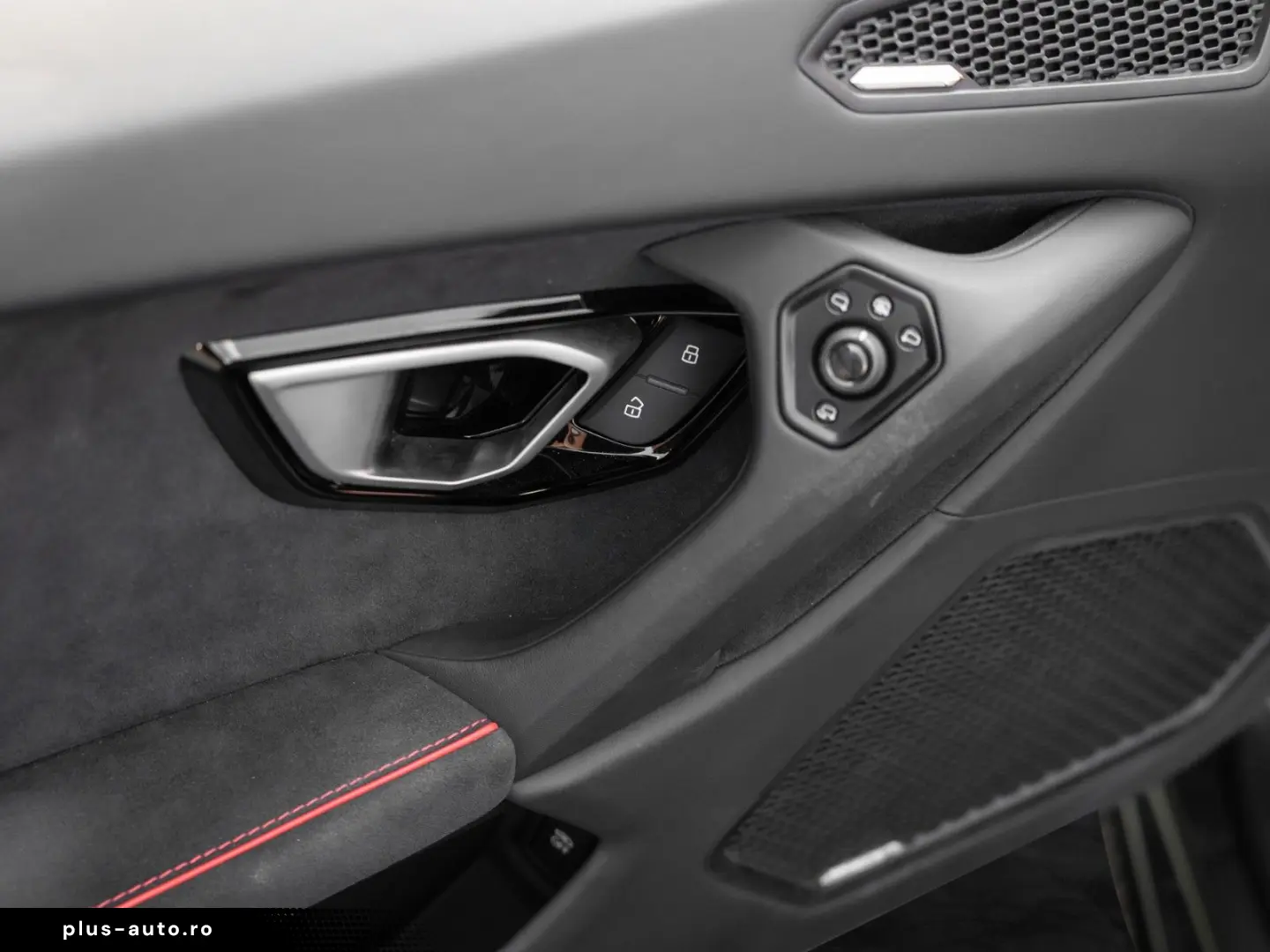 LAMBORGHINI Huracán EVO Spyder   Sensonum   Lift System