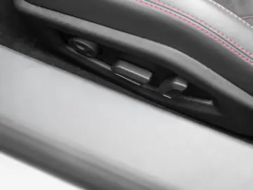 LAMBORGHINI Huracán EVO Spyder   Sensonum   Lift System