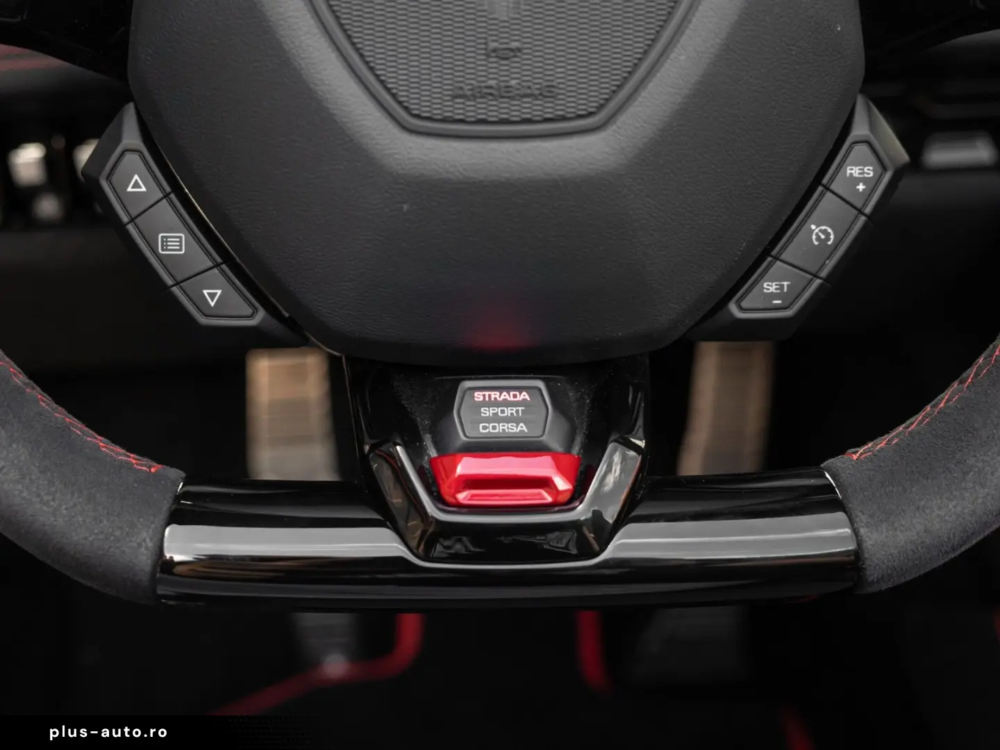 LAMBORGHINI Huracán EVO Spyder   Sensonum   Lift System