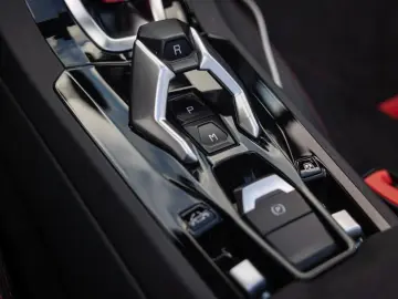 LAMBORGHINI Huracán EVO Spyder   Sensonum   Lift System